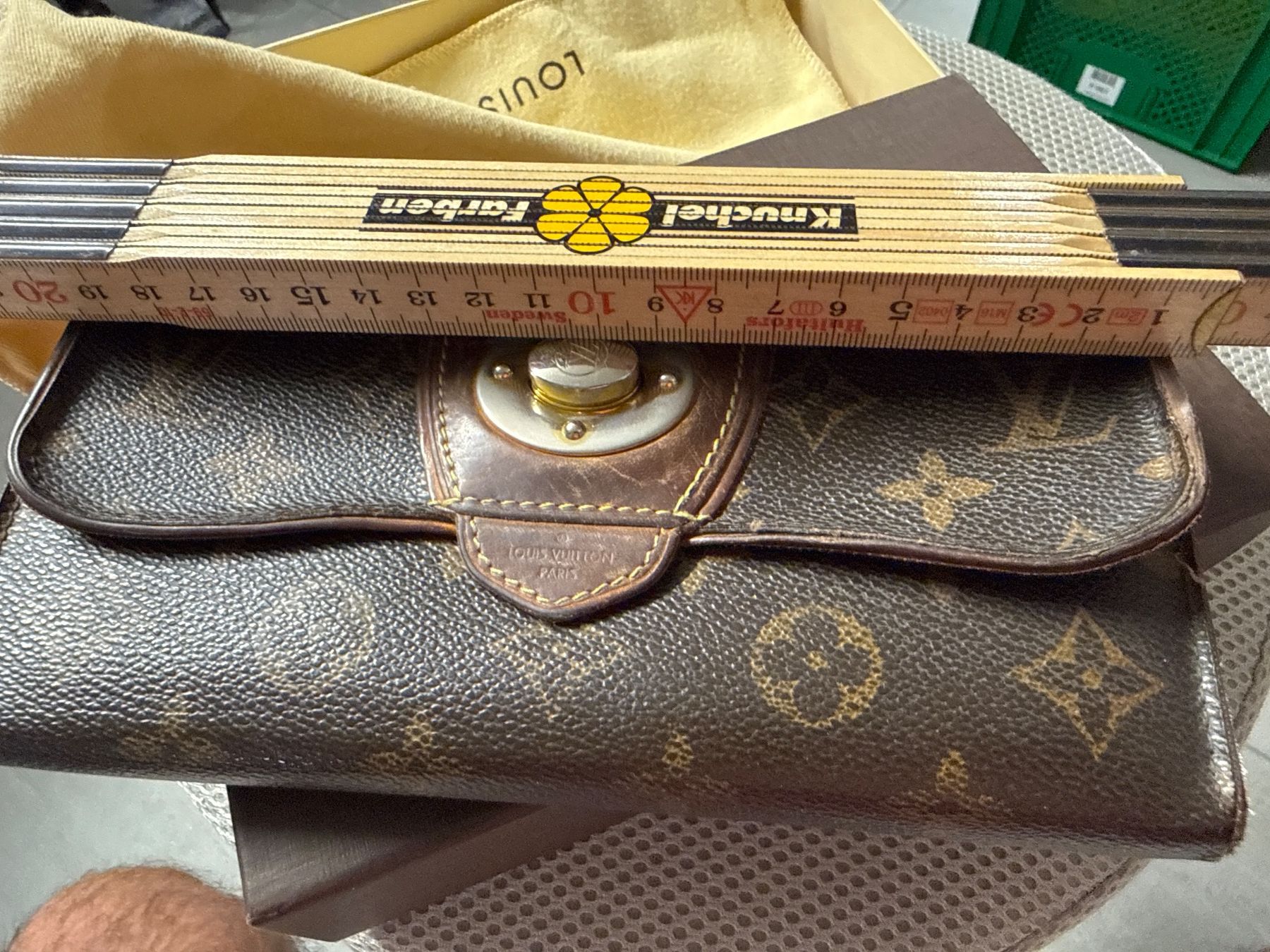 Louis Vuitton Portamonete: Louis Vuitton Brieftasche gross – Usato da Pfeffingen venduto da Allhandelklgwatches 7