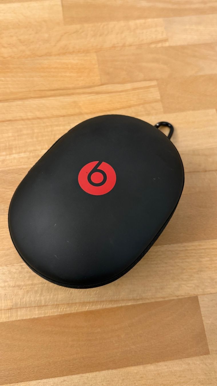 Beats Kopfhörer: Beats Solo3 Wireless Kopfhörer Schwarz inkl. Case – Gebraucht aus Pratval von Janinho_13 1