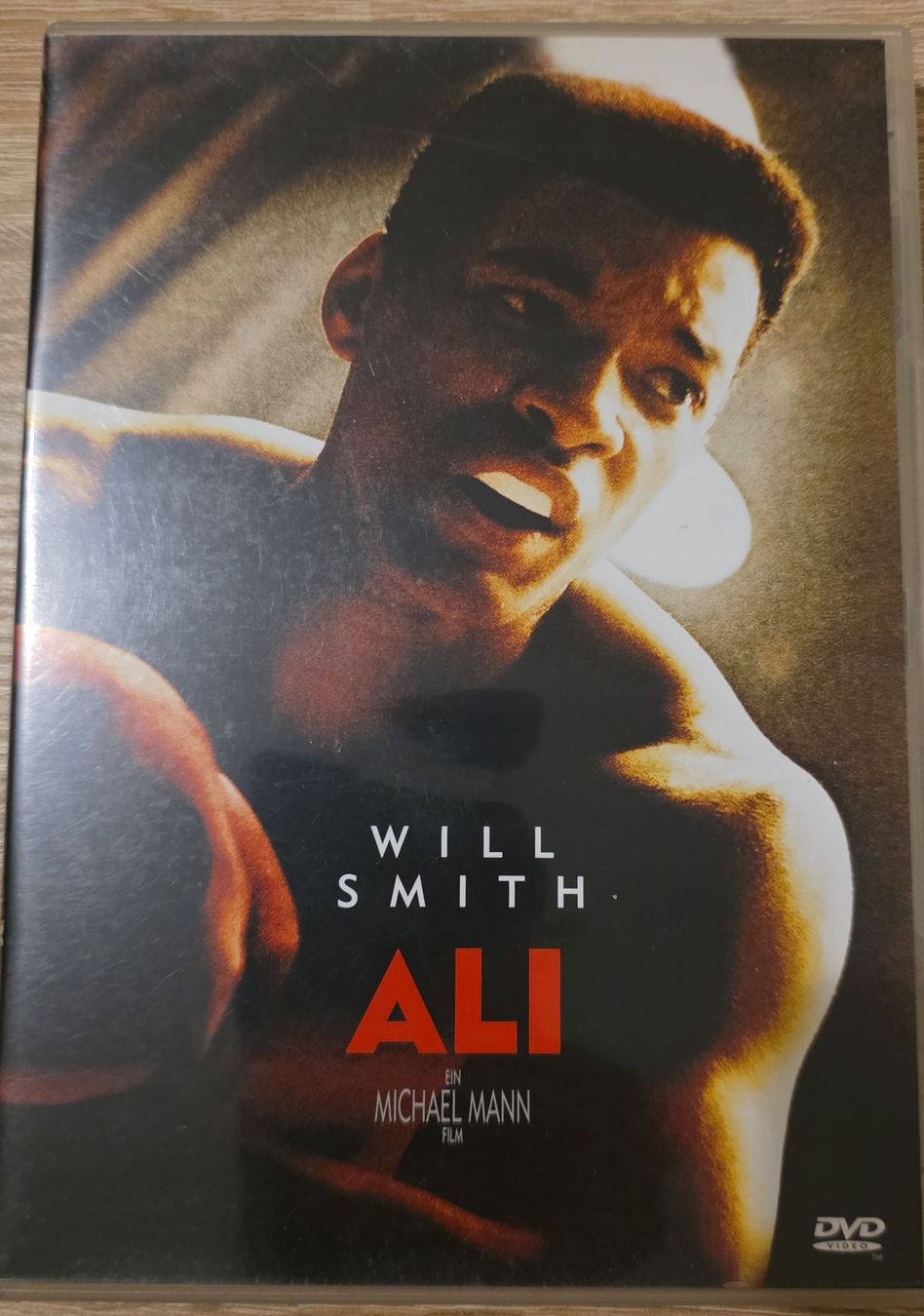 Alle DVDs: DVD Ali mit Will Smith guter Zustand – Gebraucht aus Zürich von P-editon