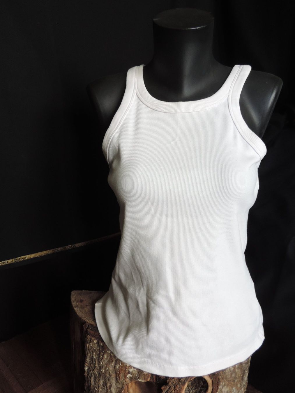 Tops: débardeur blanc – D'occasion à Genève par Axelle333 1