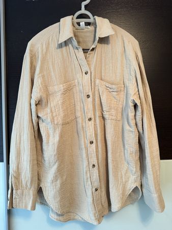 Leichtes Leinenhemd von H&M, Grösse S, ideal für den Sommer.