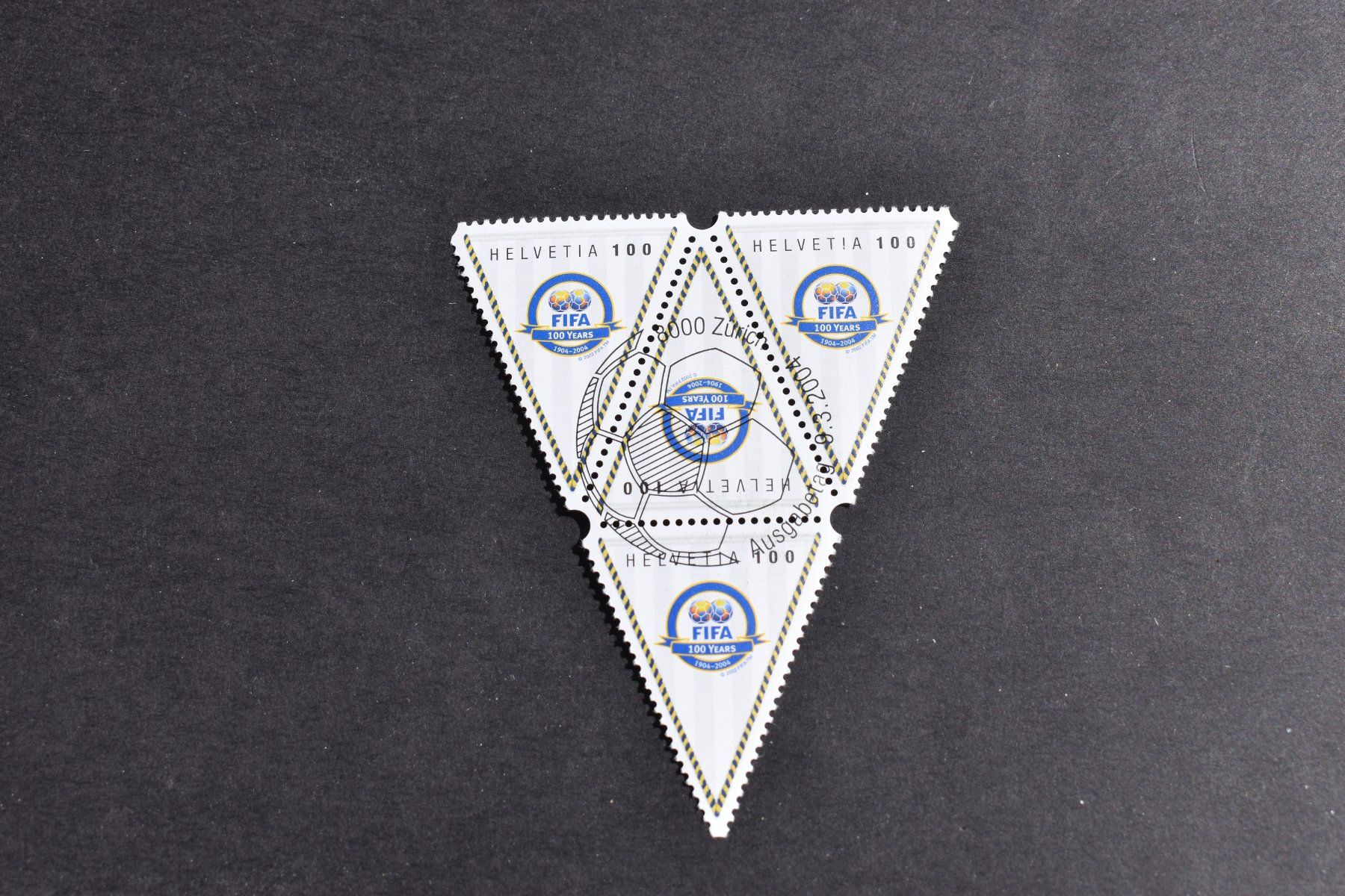 Tutti i francobolli: 4er Block FIFA 2004 ET Stempel  B1106H – Usato da Bettingen venduto da Gluscht-Oase