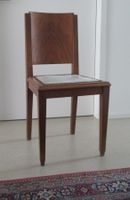Antiker Holz-Stuhl mit Leder-Sitzfläche