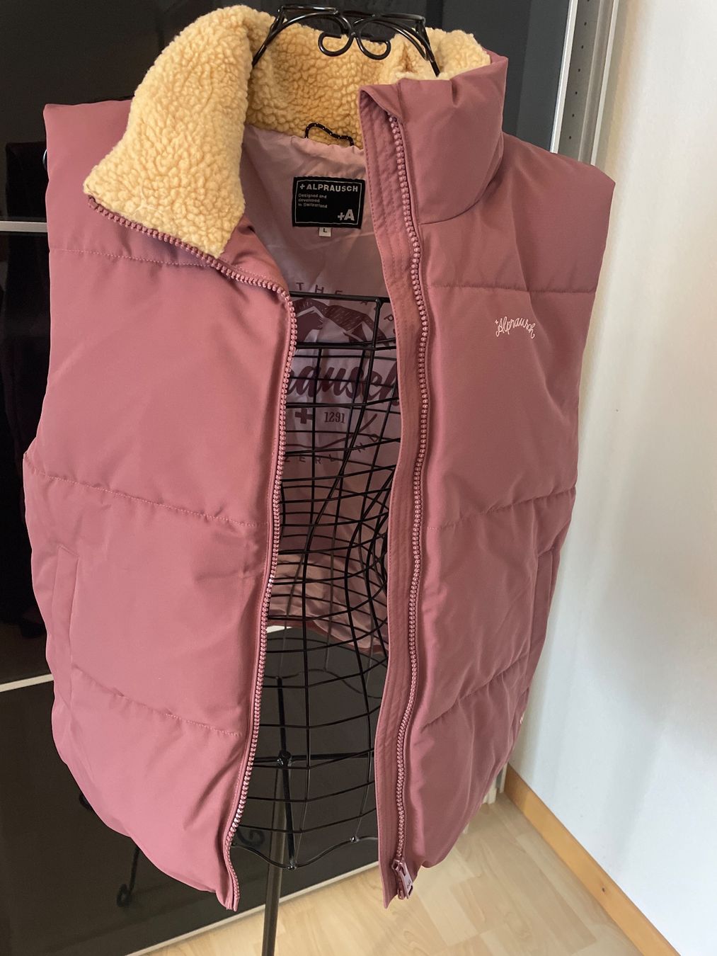 Alprausch Gilet & Giacche senza maniche: Gilet Alprausch Gr.L – Nuovo (secondo la descrizione) da Obfelden venduto da 3zwerge