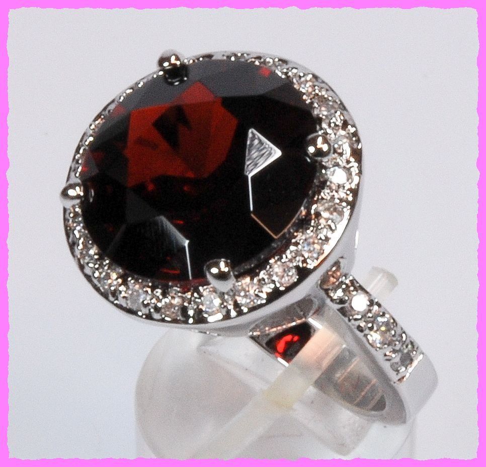 Anelli: Wow, Ring mit grossem Zirkonia – Nuovo e nell'imballaggio originale da Oberglatt ZH venduto da Diamond-Girl 2