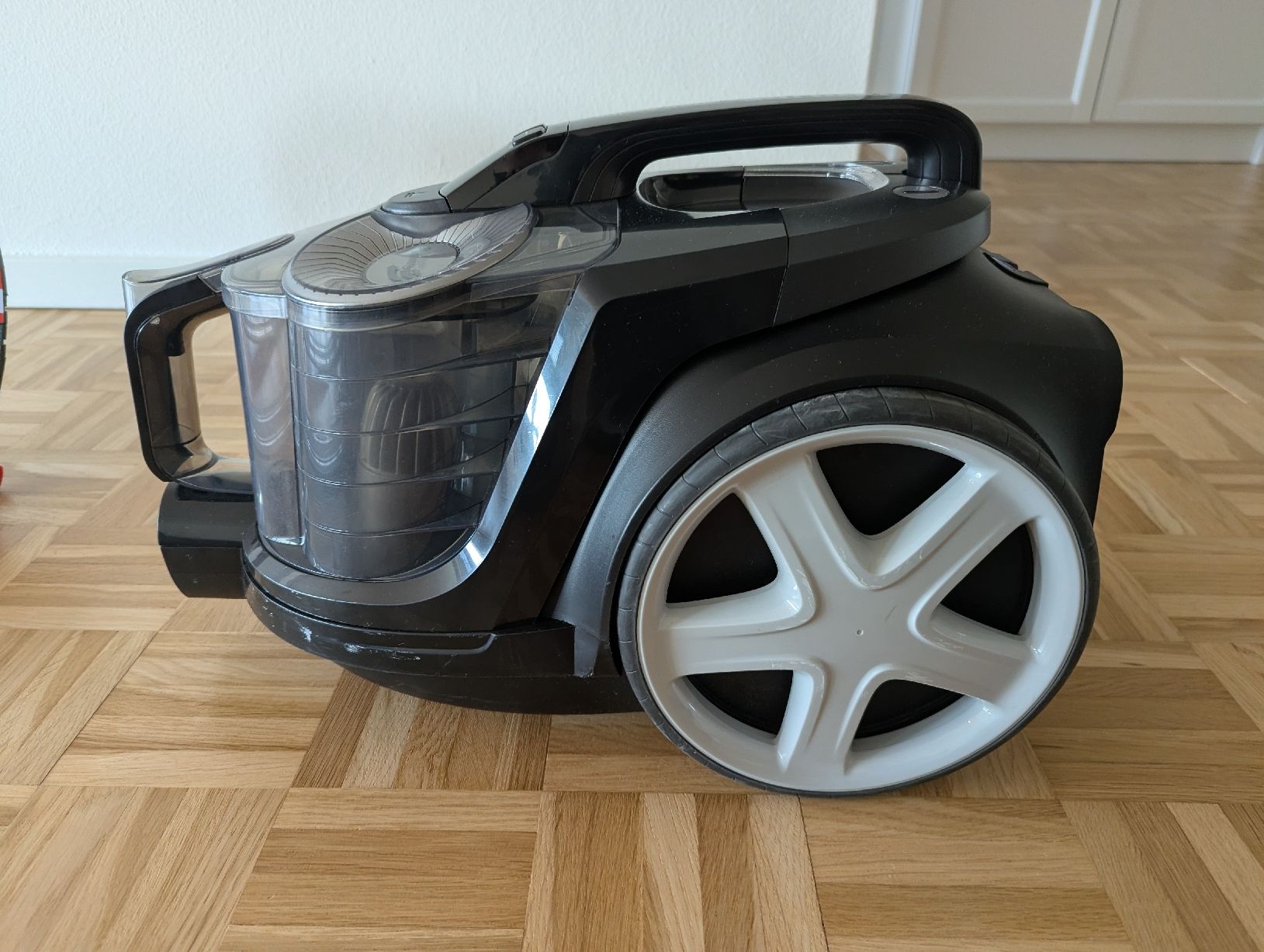 Philips Staubsauger & Zubehör: Philips Staubsauger 7000 Series – Gebraucht aus Zürich von weber_c 2