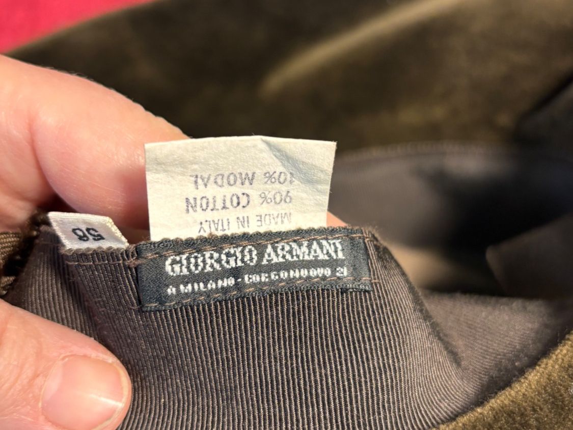 Armani Copricapi, berretti & cappellini: Damen Hut Giorgio Armani Gr. 58 – Usato da Hindelbank venduto da brm_72zv 7