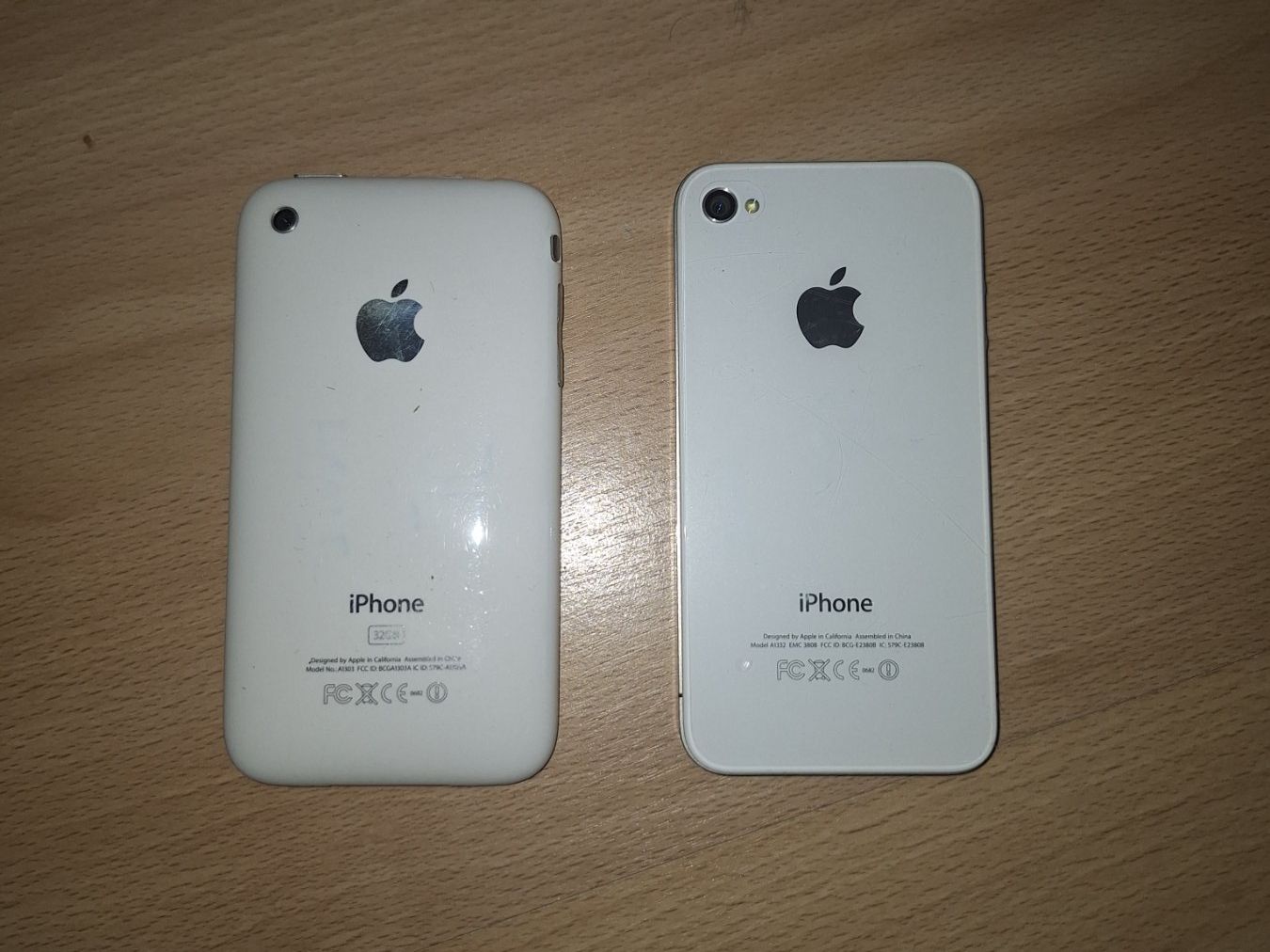 Apple Portables: Pack Iphone 3 et 4 (sans chargeur) – D'occasion à Longirod par are_7dzg 1