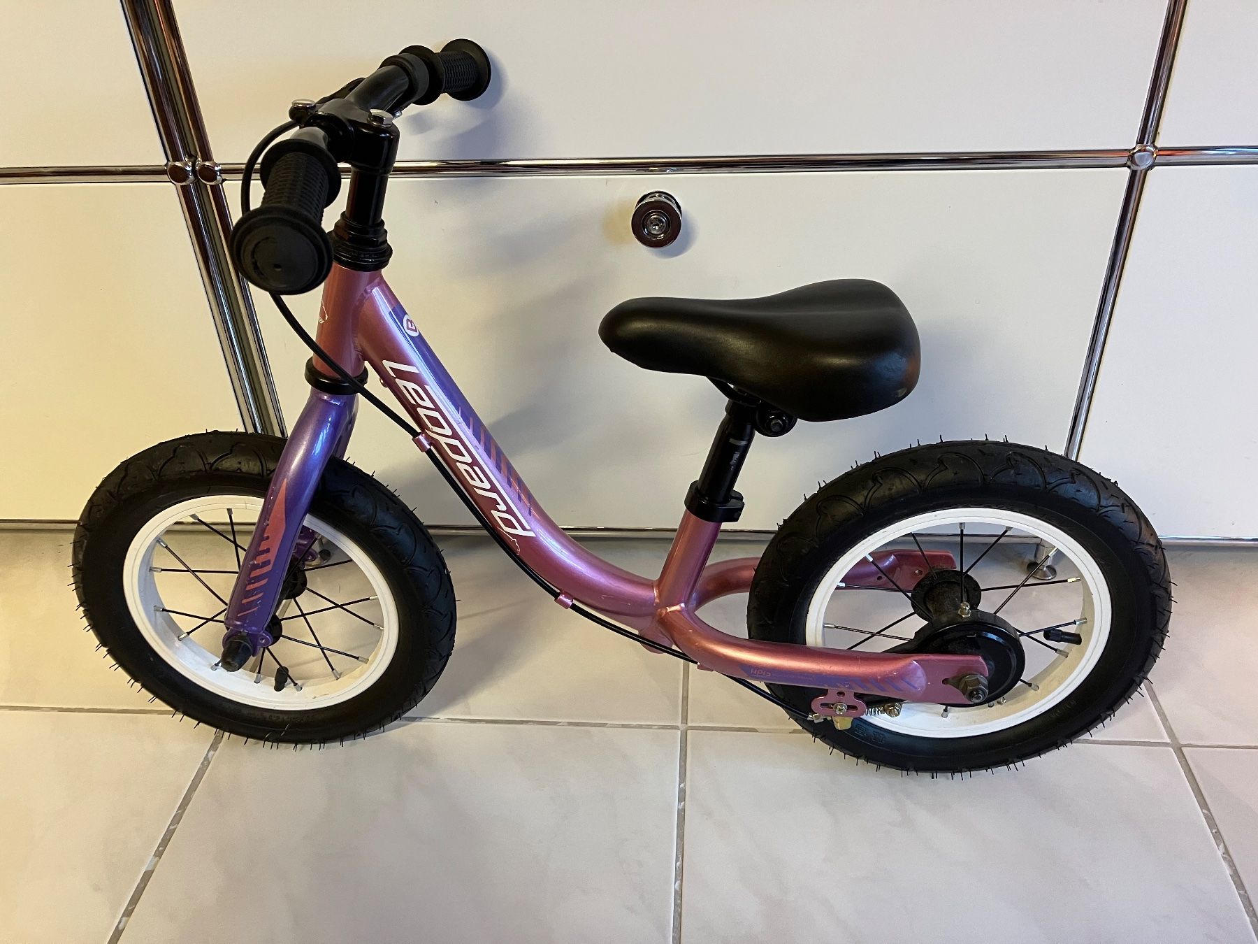Leopard Biciclette: Leopard Laufrad – Usato da Gattikon venduto da stri_lgs79