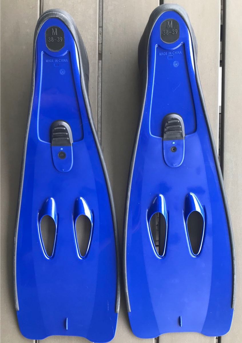 Pinne, Maschere & Boccagli: AQUALUNG Flossen Dolphin, Gr. 38-39 – Nuovo e nell'imballaggio originale da Ebnat-Kappel venduto da Molton 3