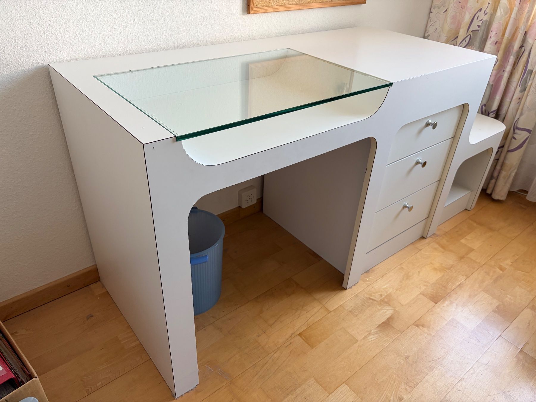 Bureaux: Schreibtisch – D'occasion à Luzern par HubiC 1