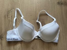Schöner Calvin Klein Bügel BH Grösse 75 A - neu