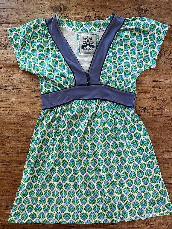 Alprausch Vestiti: Alprausch. Kleid mit Muster. Gr. M. – Usato da Zürich venduto da Sunnyflower97