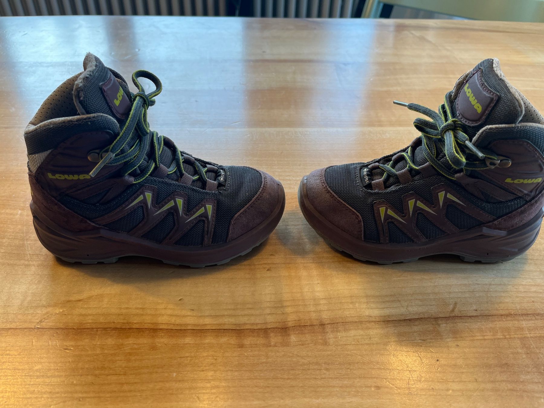Lowa Scarpe da uomo: LOWA Wanderschuhe Grösse 27 – Usato da Winterthur venduto da Blue028 2
