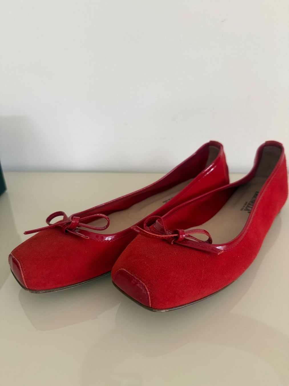 Scarpe da donna: BALLERINAS ROT LEDER GR.40 – Usato da Steg im Tösstal venduto da goldlionfree 2