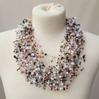 Collier  en pierre