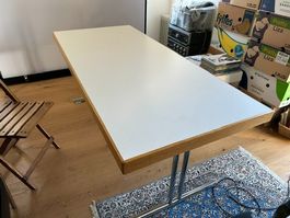 Tisch weiss, klappbar