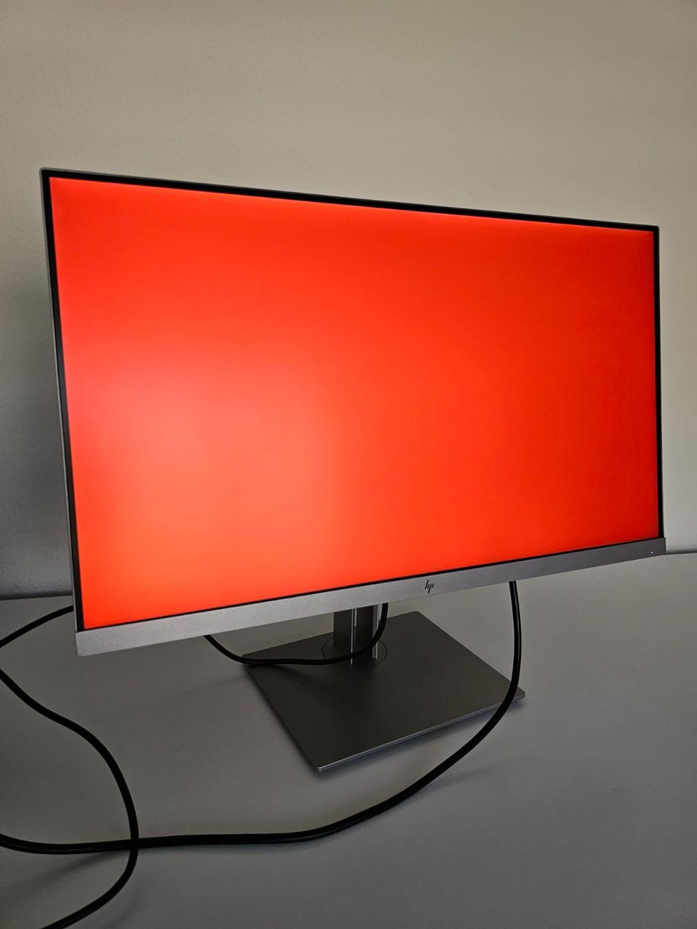 Hewlett Packard Monitor: HP EliteDisplay E273 27" Monitor – Nuovo (secondo la descrizione) da Wettingen venduto da dia_hv56 5