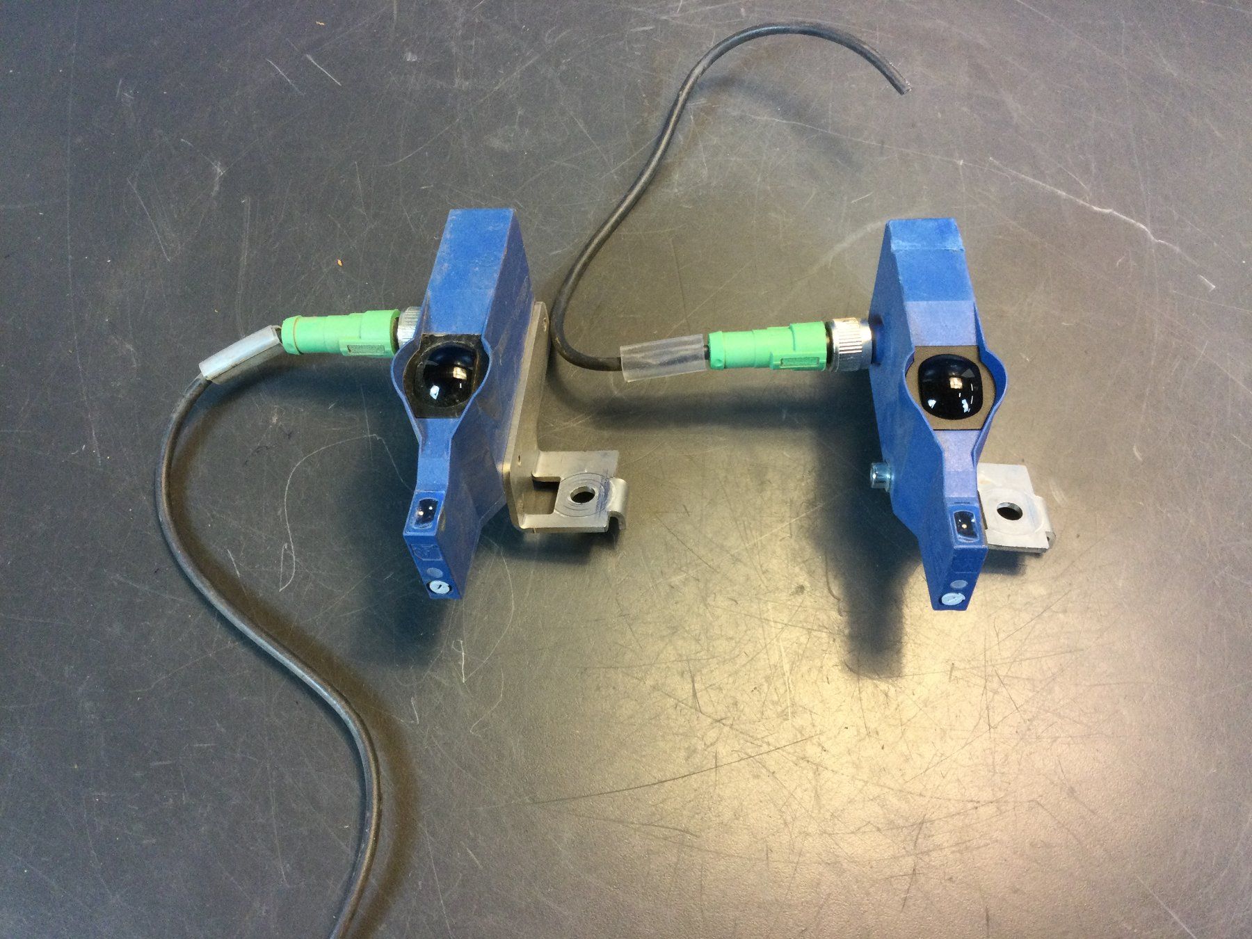 Componenti elettronici: Wenglor Reflexionssensor 12-30VDC 200mA OPT1507 – Usato da Wangen SZ venduto da kuriosum12 1