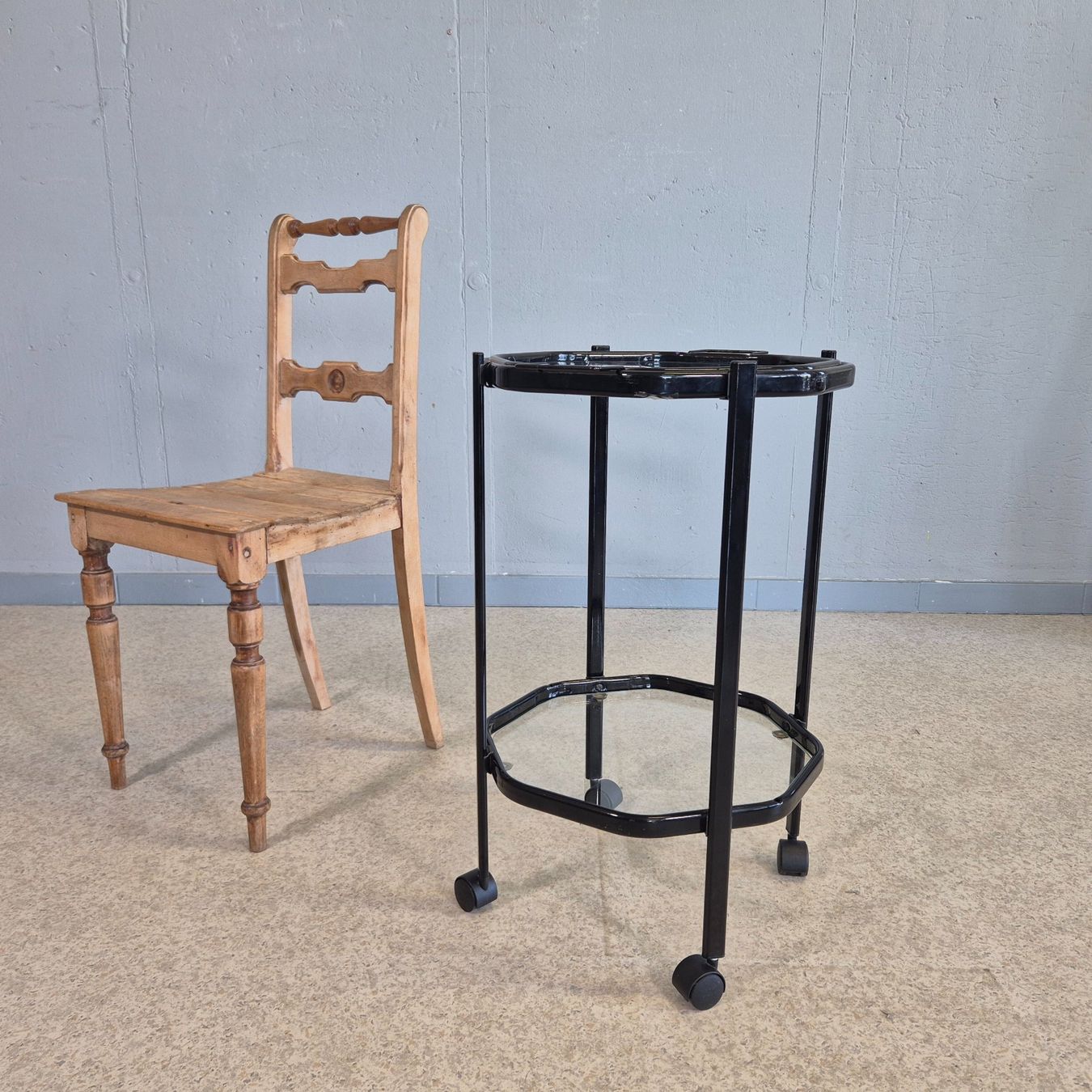 Servierwagen: Trolley Servierwagen Beistellwagen mit Serviertablett – Gebraucht aus Nottwil von Wondewa-Shop 3