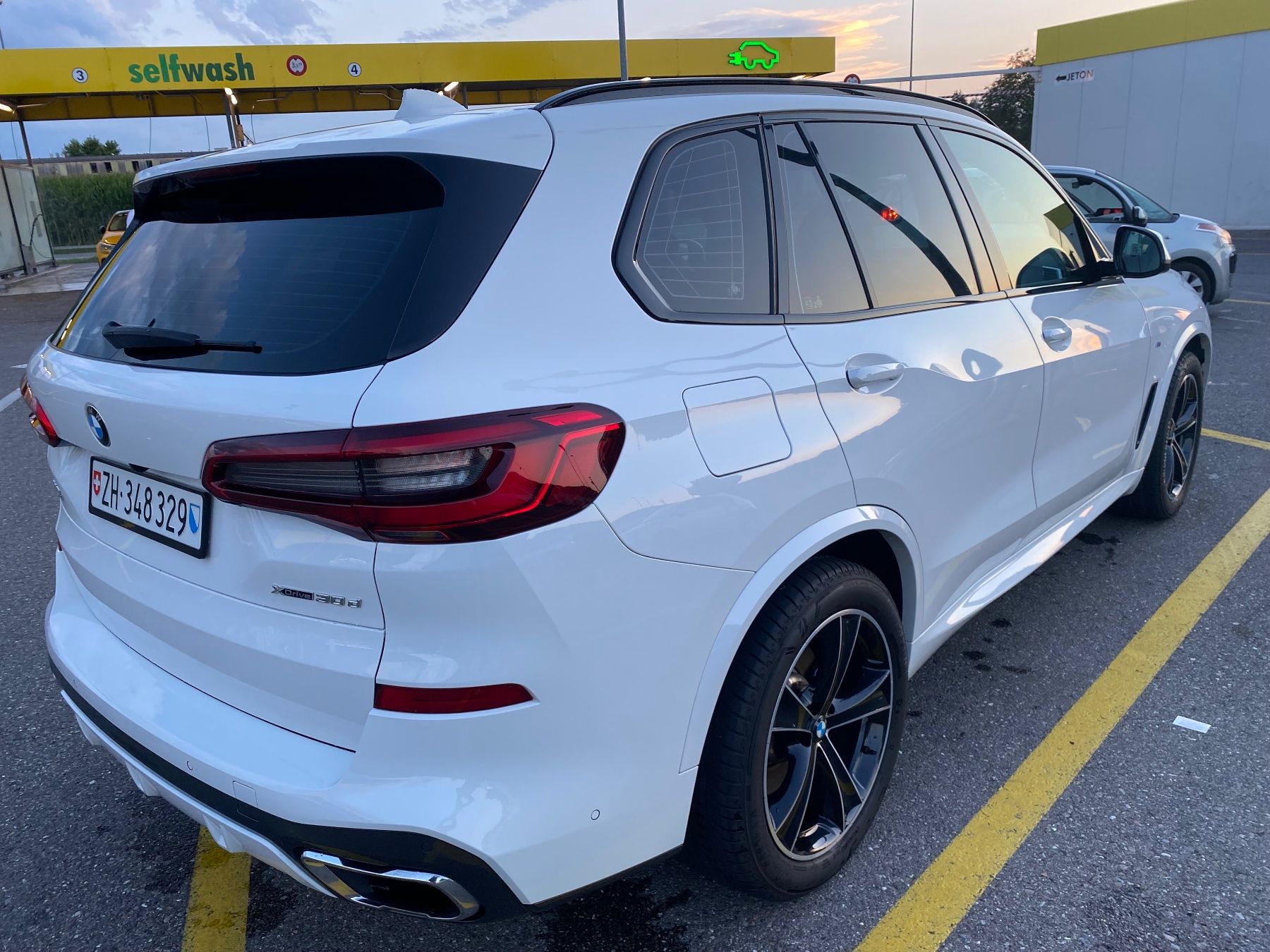 BMW Automobili: BMW X5 3.0d xDrive Steptronic – Usato da Volketswil venduto da Tony1974