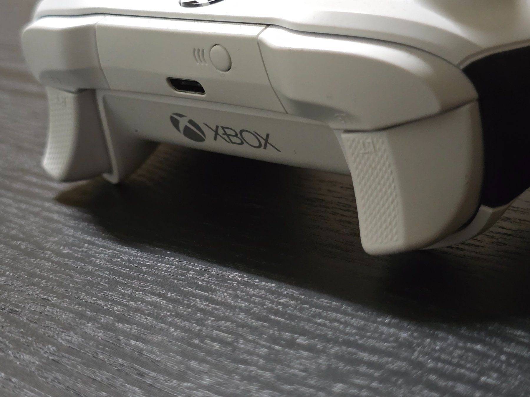 Microsoft Manettes: MICROSOFT Xbox Elite Series 2 - Core – D'occasion à Basel par Esmen 3