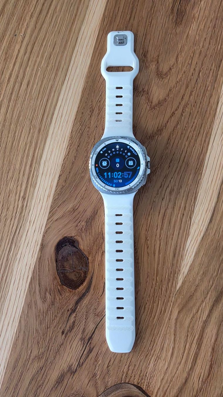 Samsung Smartwatch: Samsung Watch8 Classic – D'occasion à Reinach BL par Cartier2 1