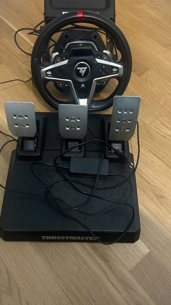 Thrustmaster Controller: Volant thrustmaster T-248 – Usato da Lausanne venduto da van_7pp7 2