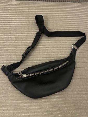 Bauchtasche schwarz 