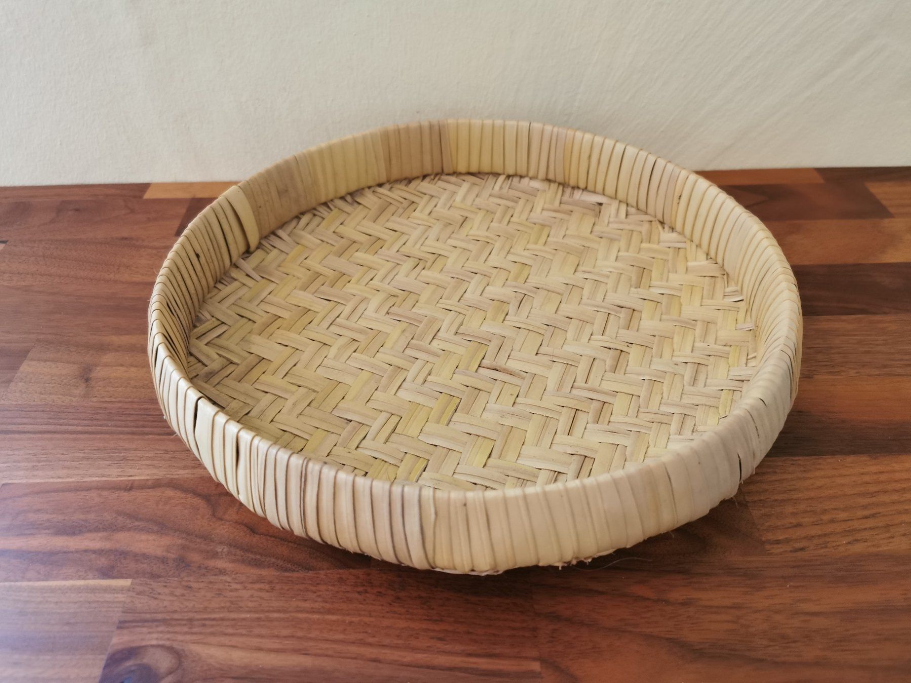Tutte le decorazioni: Dekorative Bambusschale / Bambustablett Durchm. 31cm – Usato da Boniswil venduto da Totomat-Lady2