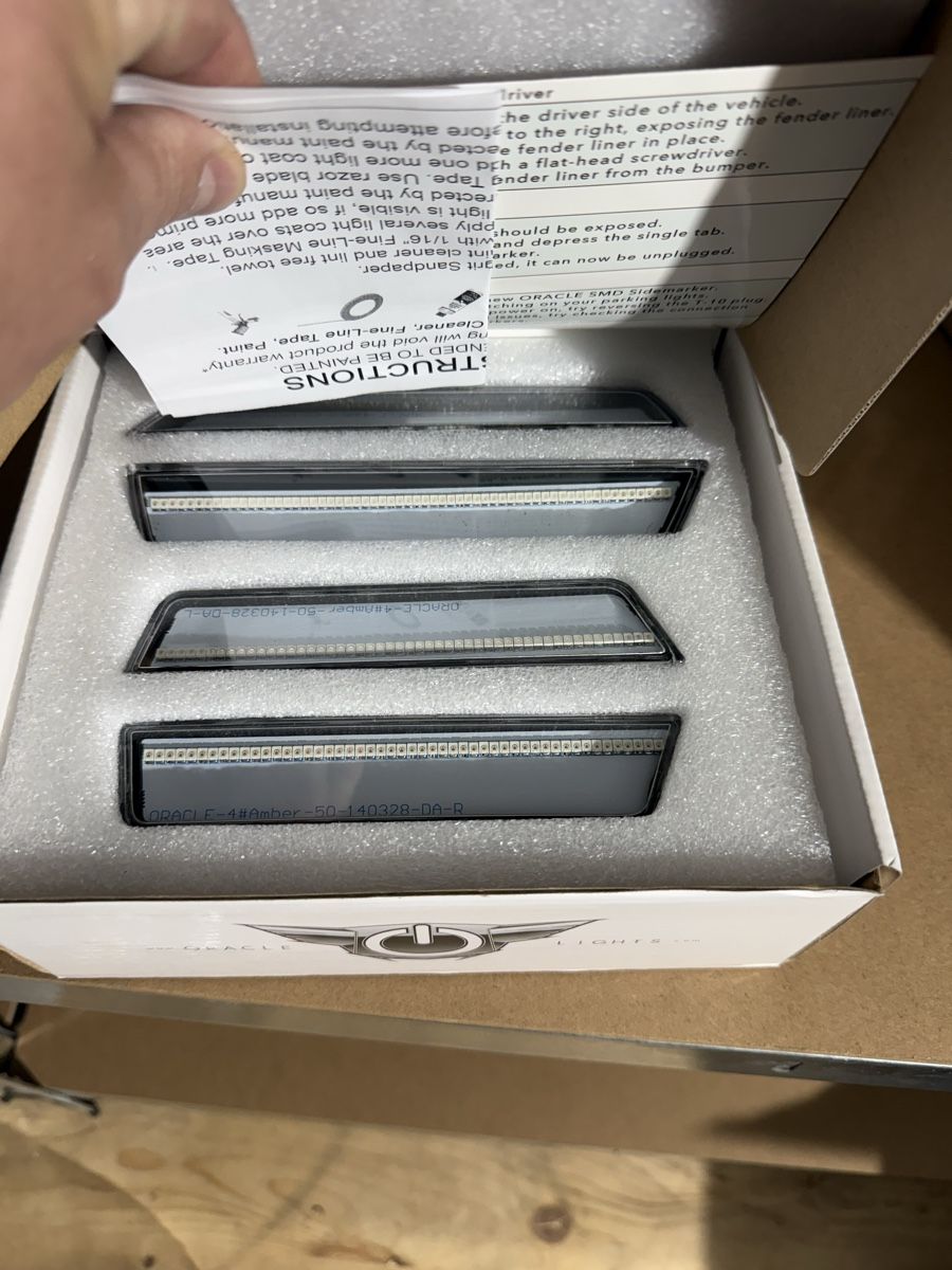 Dodge Tutti pezzi di ricambio auto: Oracle Lighting Concept SMD Sidemarker Kit Dodge Challenger – Nuovo e nell'imballaggio originale da Spiez venduto da RS-inti 1