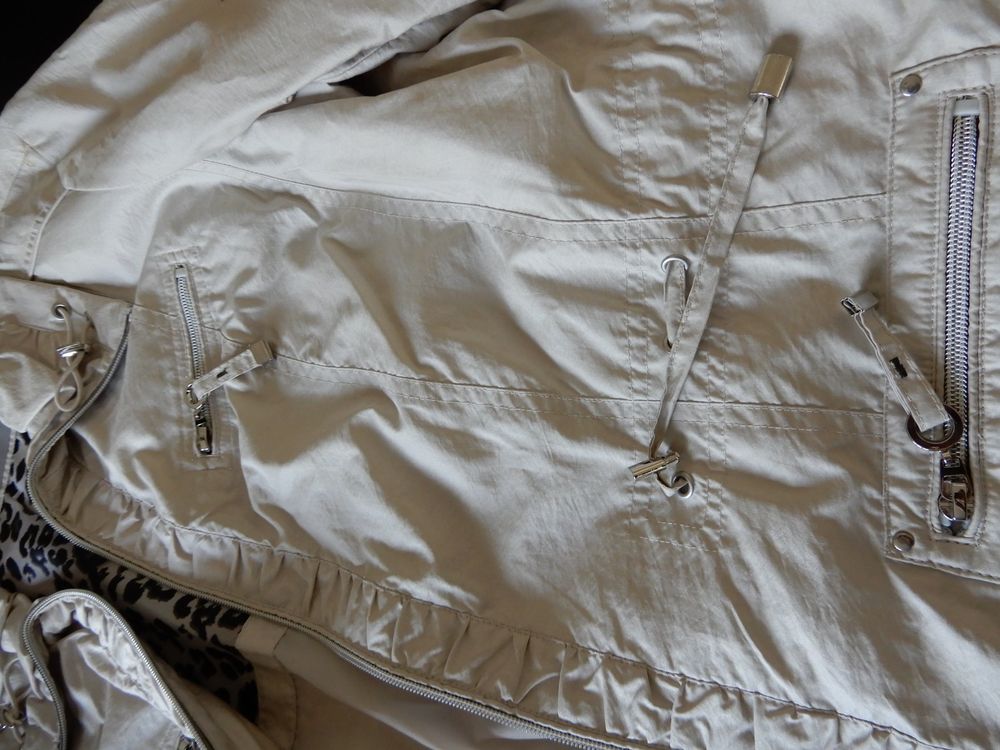 C&A Vestes: Canada Casual Deluxe Übergangsjacke Beige Gr.46 Top! – Neuf (Voir description) à Erstfeld par Mario_boe0 3