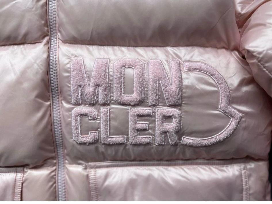 Moncler Giacche: Neu Moncler Daune Jacke  Rosa S – Nuovo (secondo la descrizione) da Zumikon venduto da Stefan3535 1