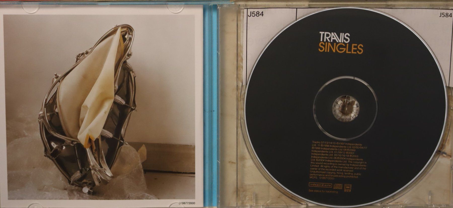 CD: Travis – Singles – Usato da Luzern venduto da CONTENTI 1