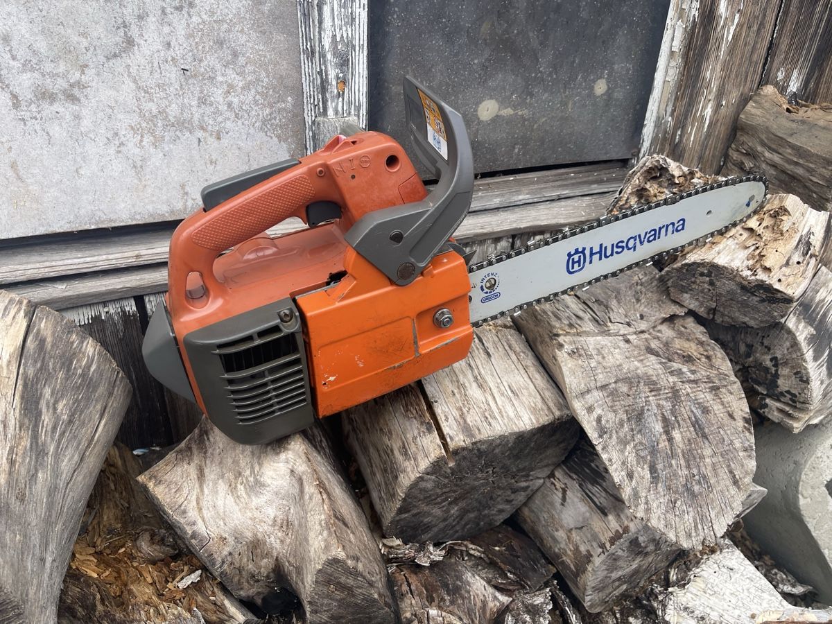 Husqvarna Seghe: Husqvarna 335 XPT, 🔝  – Usato da Bern venduto da SVTools 4