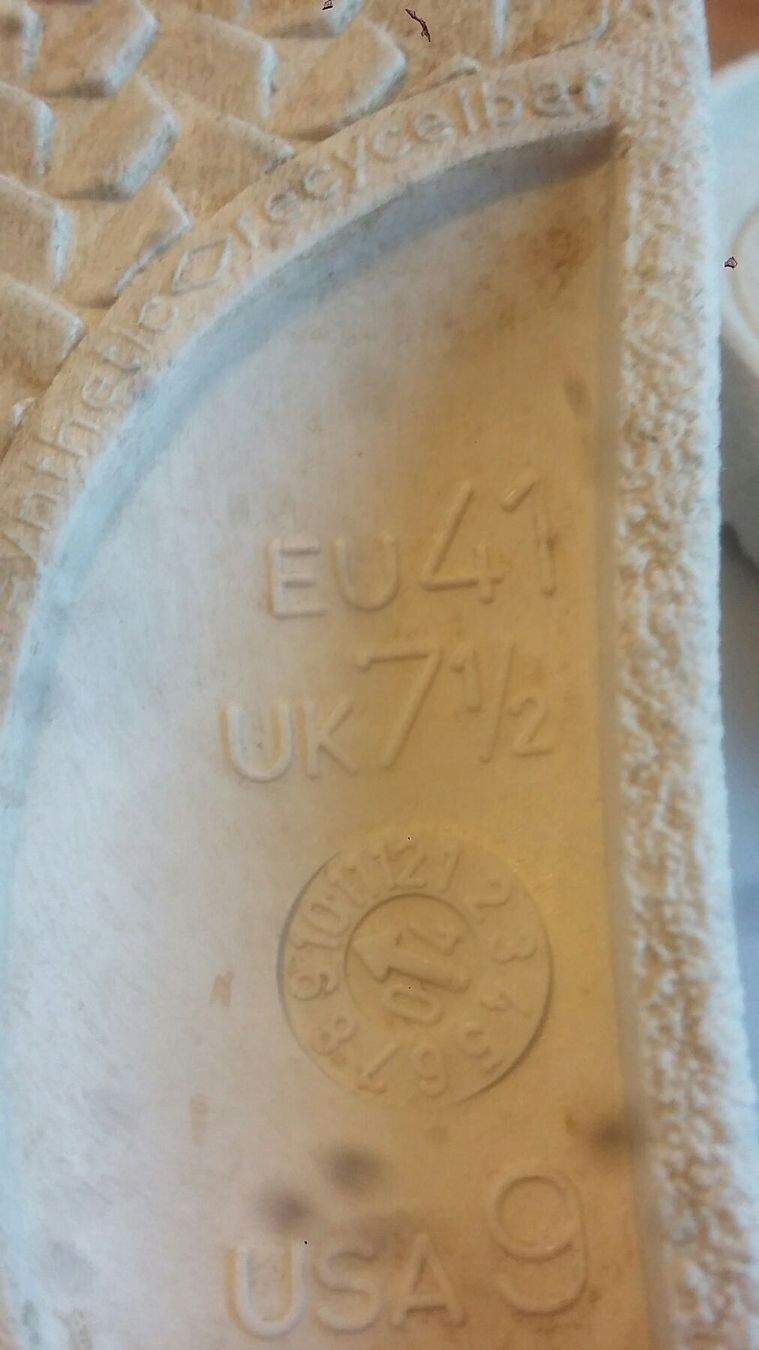 Scarpe da uomo: 1 paire de schlappes – Usato da Miecourt venduto da Marly1 3