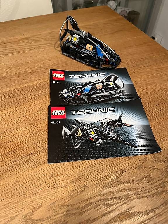 Lego Kit di costruzioni: Luftkissenboot Lego Technic 42002 – Usato da Olten venduto da Einwegparadies 1