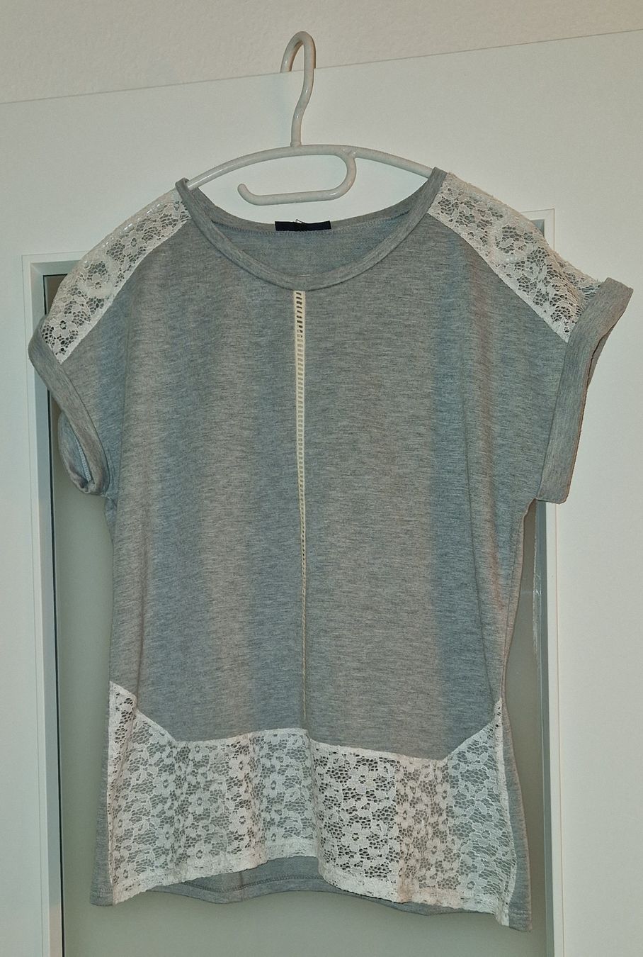 T-shirt: tshirt Grandeur M – Usato da Couvet venduto da Pioune