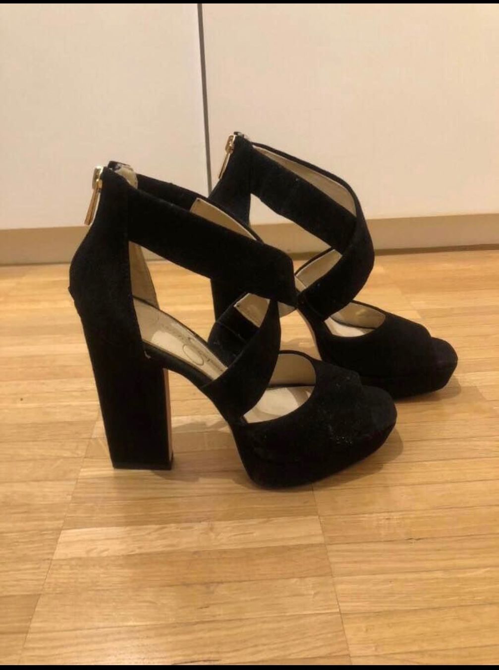 Damenschuhe: NEUE High Heels von Jessica Simpson – Gebraucht aus Zürich von val_5d9k