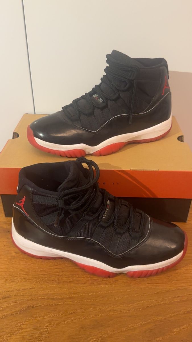 Scarpe da uomo: Jordan 11 Playoff Bred – Usato da Olten venduto da Skater_man