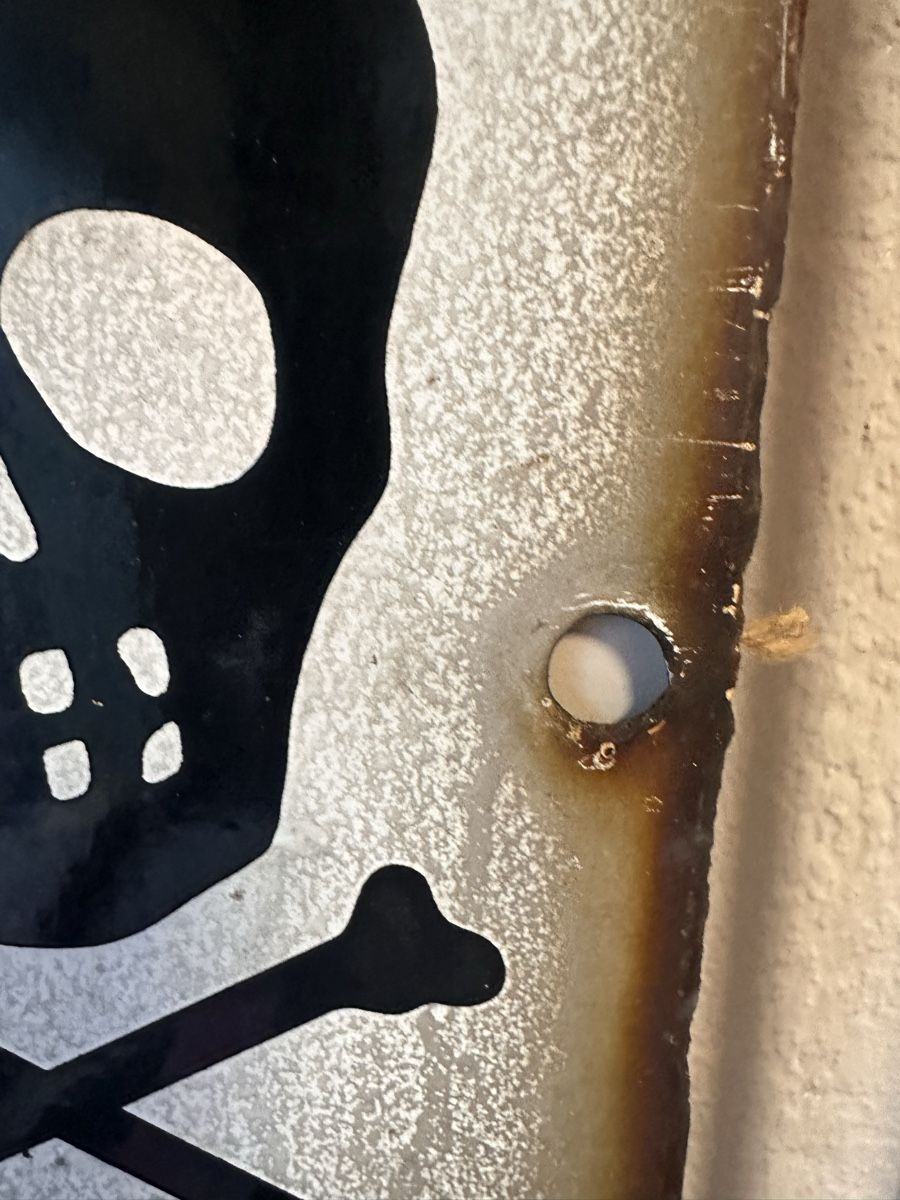 Insegne: Emaille Schild/Totenkopf – Usato da Wiedlisbach venduto da Chips02 1