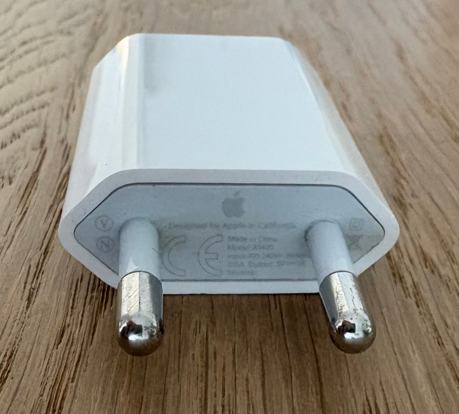 Apple Laufwerke & Adapter: Apple USB Ladeadapter 5 W | Neuwertig – Neu (gemäss Beschreibung) aus Zürich von Gaikokujin 4
