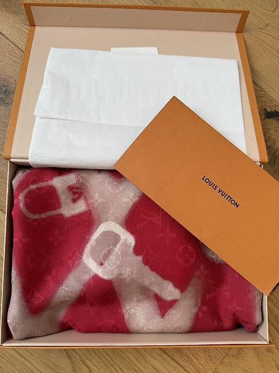 Louis Vuitton Foulard & Sciarpe: Louis Vuitton Schal (Special Edition) – Usato da Reinach BL venduto da Wardrobe-Ladies