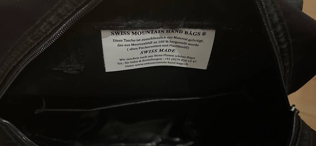 Borse: Swiss Mountain Hand Bag – Usato da Thun venduto da BanjoDan 2