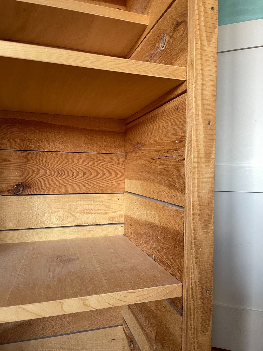Schränke: Holzschrank – Gebraucht aus Zürich von Singen11 2