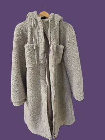 Kurzmantel mit raffinierten Brusttaschen