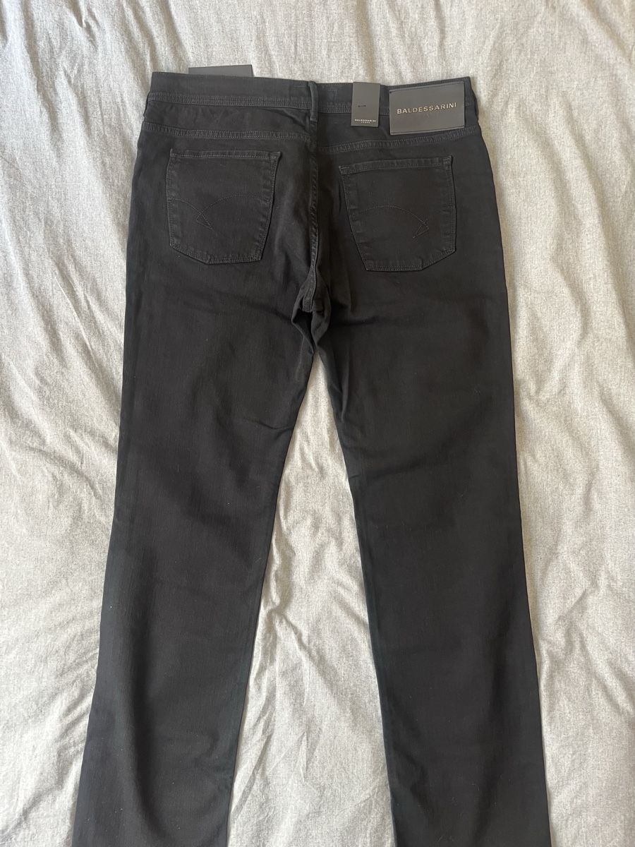 Jeans: Baldrssarini Jeans noir, regular fit – Nuovo (secondo la descrizione) da Lausanne venduto da aloncey 1