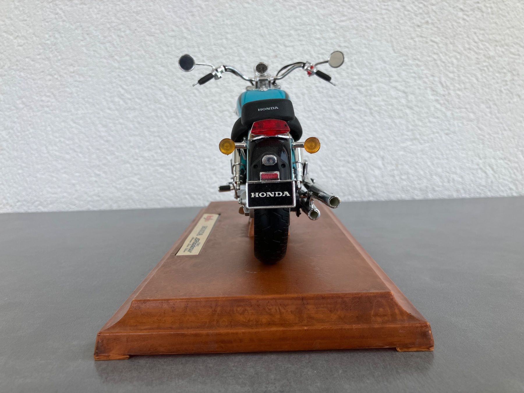 Maisto Modellbausätze & Standmodelle: Moto Honda Shadow VT1100C2 – Gebraucht aus Delémont von claudi57 6