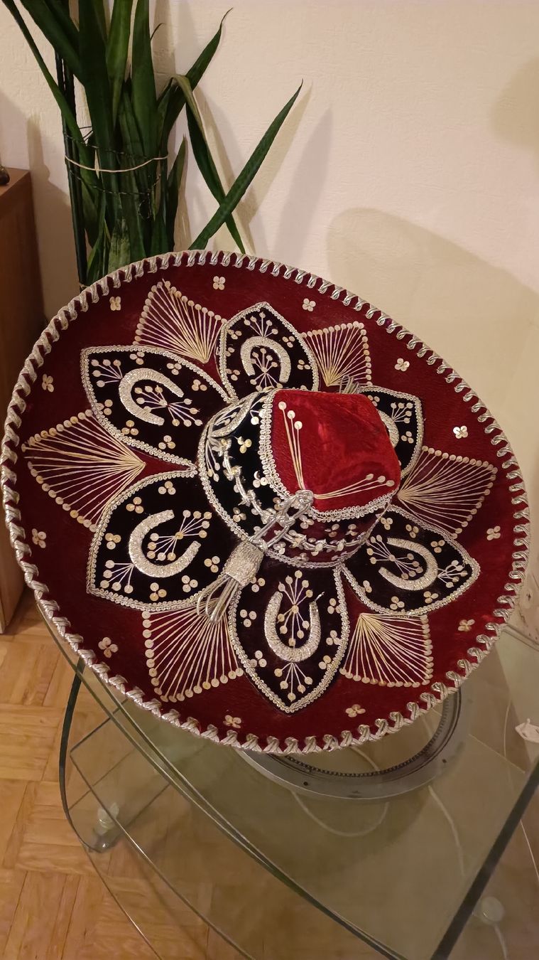 Copricapi, berretti & cappellini: Roter Sombrero, Mexiko-Hut – Usato da Baden venduto da zuppel 3