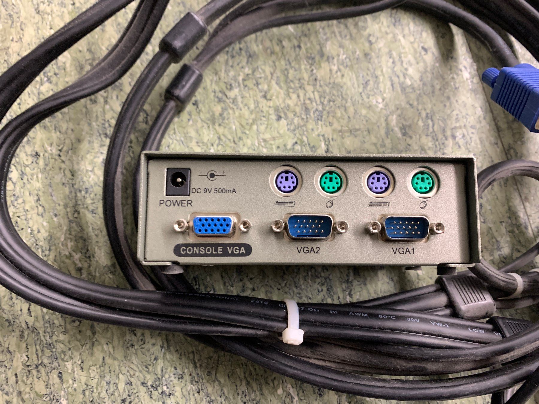 PCs: Computer PC KVM Switch - 2 Port VGA Switch – Gebraucht aus Rickenbach SZ von Frickler 2